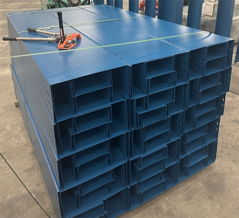 防火喷塑电缆桥架